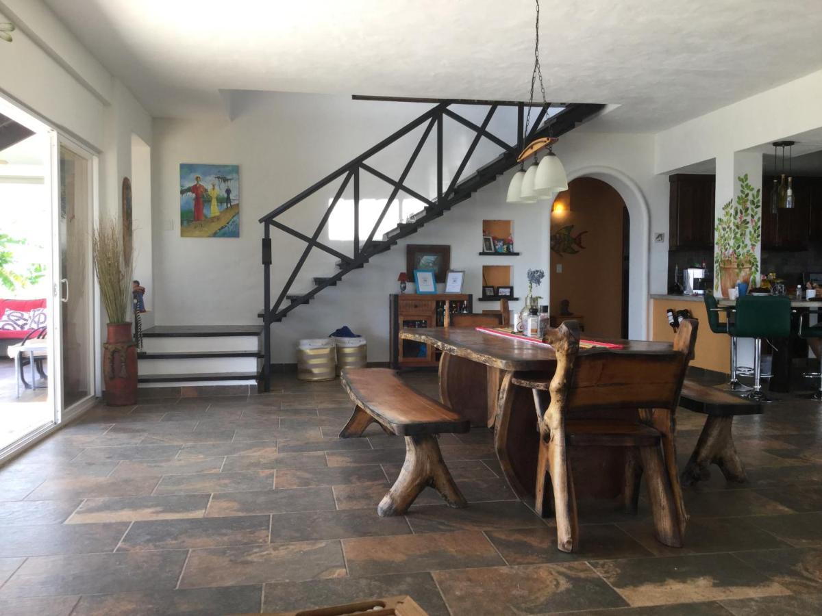 Hawk'S Nest Bed & Breakfast Ла-Лагуна-де-Сан-Карлос Экстерьер фото